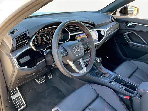 Used 2025 Audi Q3 2.0T Premium Plus w/ Premium Plus Package image 13