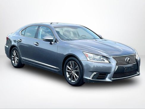 Used 2016 Lexus LS 460 AWD w/ Comfort Package image 11