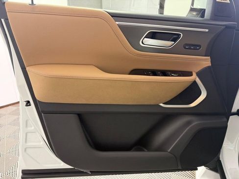 Used 2026 INFINITI QX80 Luxe w/ Cargo Package image 12