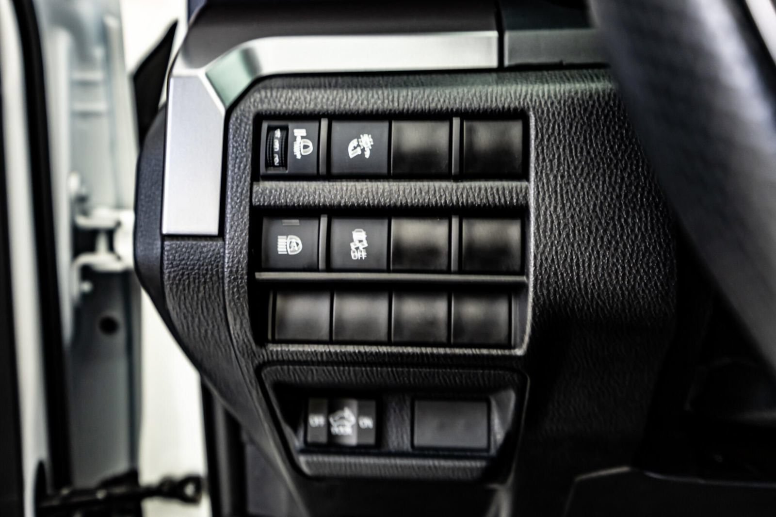 Used 2025 Toyota Tacoma TRD Off-Road AWD/4WD image 20