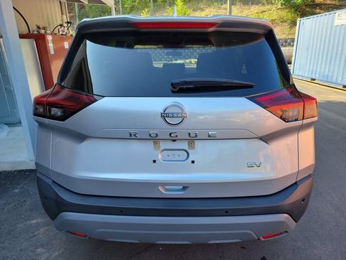 Used 2023 Nissan Rogue SV FWD image 6