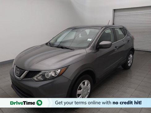 Used 2019 Nissan Rogue Sport S FWD image 1