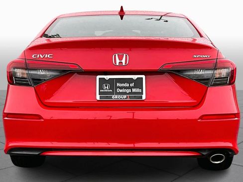 Used 2024 Honda Civic Sport image 4