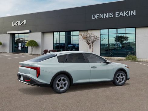 New 2025 Kia K4 LXS image 6