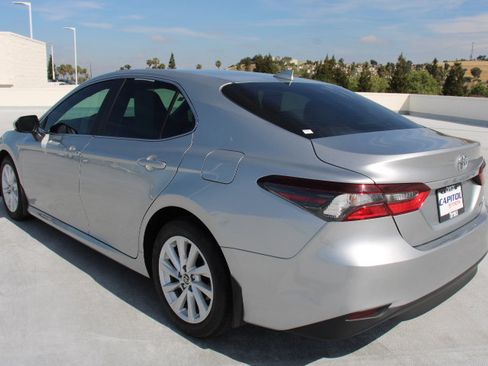 Certified 2023 Toyota Camry LE image 5
