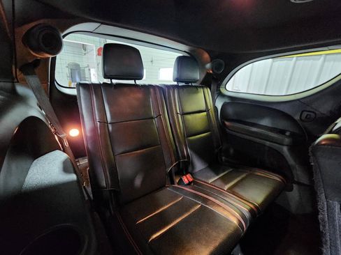 Used 2017 Dodge Durango R/T w/ Technology Group RWD image 34