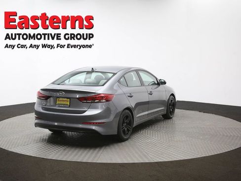 Used 2017 Hyundai Elantra SE w/ Cargo Package image 36