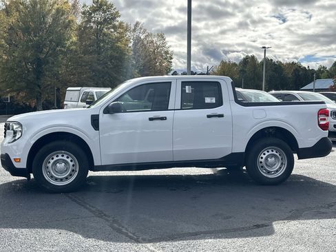 New 2025 Ford Maverick XL image 24