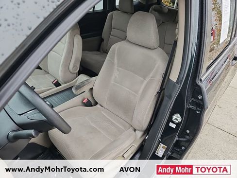 Used 2017 Honda Pilot LX image 10