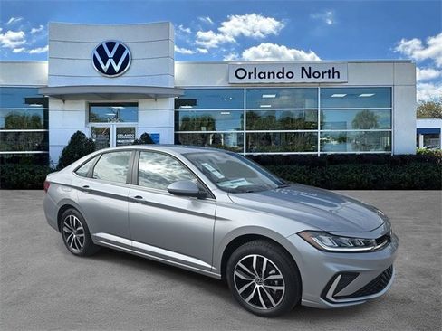 New 2025 Volkswagen Jetta SE image 1