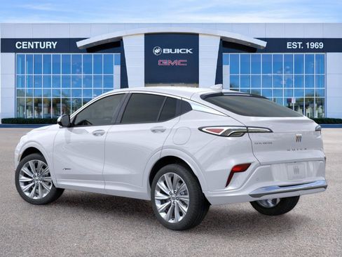 New 2026 Buick Envista Avenir image 3