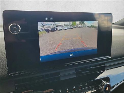 Used 2024 Honda Prologue EX image 23