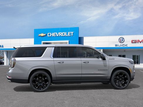 New 2026 Chevrolet Suburban High Country AWD/4WD image 35