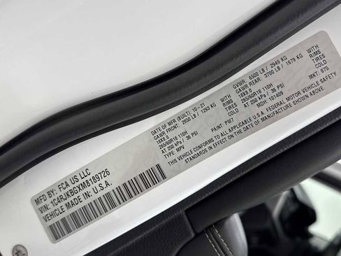 Used 2021 Jeep Grand Cherokee L Limited image 11