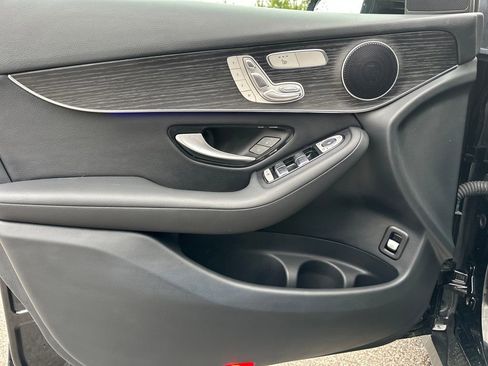 Certified 2022 Mercedes-Benz GLC 300 4MATIC w/ Premium Package Lite image 27