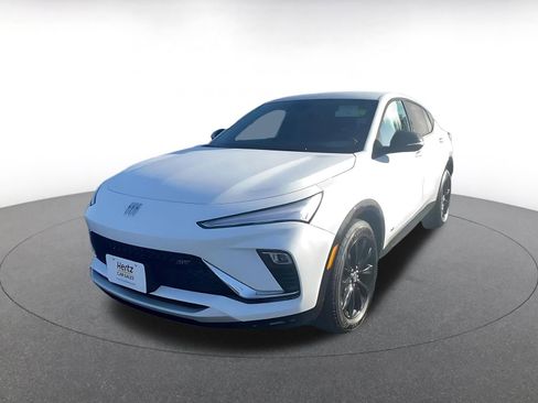 Used 2025 Buick Envista Sport Touring image 7