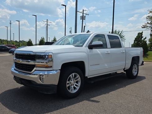 Used 2018 Chevrolet Silverado 1500 LT w/ All Star Edition AWD/4WD image 7