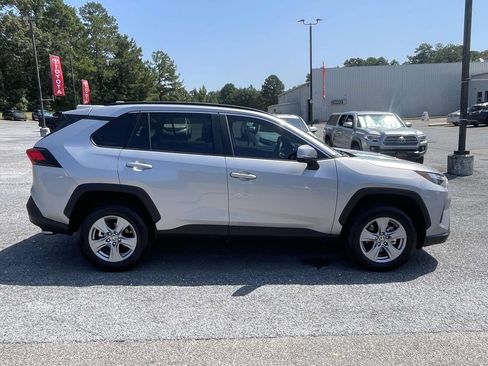 Used 2025 Toyota RAV4 XLE w/ Convenience Package FWD image 2