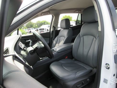 Certified 2020 Buick Envision Essence FWD image 17