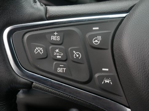 Used 2021 Chevrolet Equinox Premier image 27