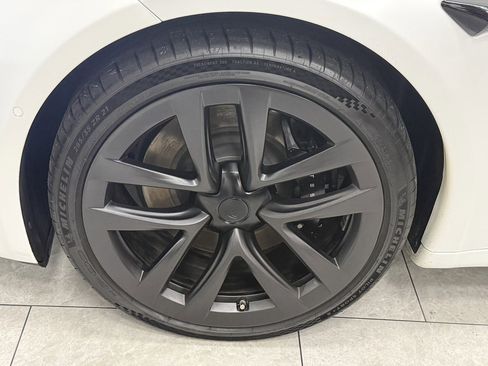 Used 2021 Tesla Model S Long Range image 37