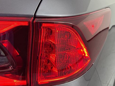 Used 2026 Honda Odyssey EX-L image 36