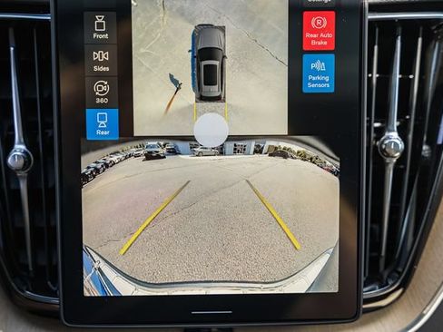 New 2027 Volvo XC60 B5 Plus AWD/4WD image 44