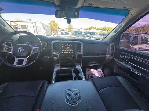 Used 2017 RAM 1500 Laramie w/ Convenience Group image 9