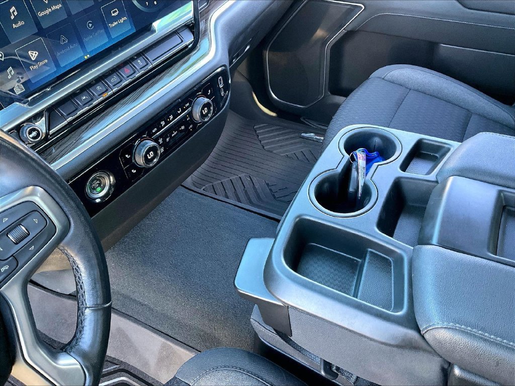 Used 2022 Chevrolet Silverado 1500 LT AWD/4WD image 19