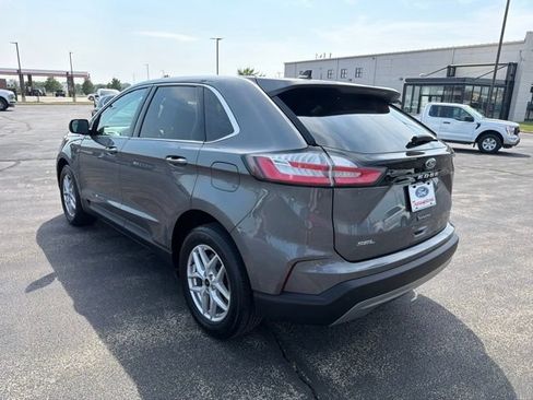 Used 2024 Ford Edge SEL w/ Convenience Package AWD/4WD image 3