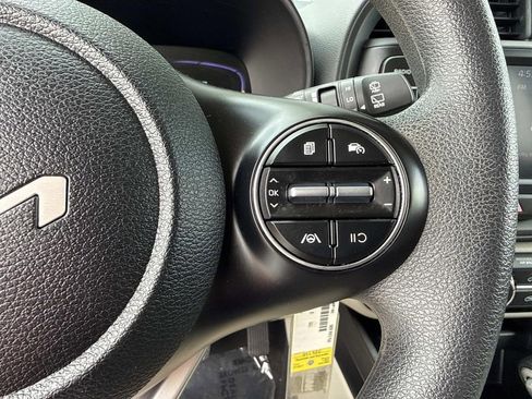 Used 2023 Kia Soul LX FWD image 32