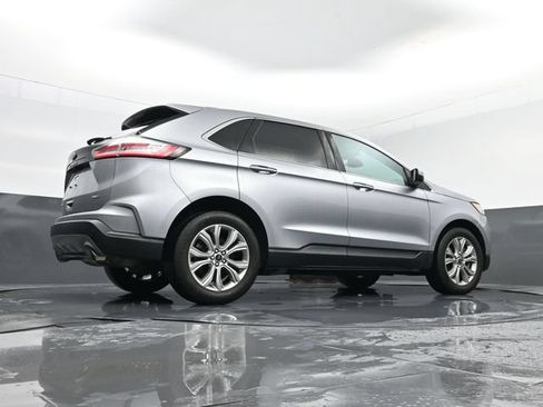 Used 2024 Ford Edge Titanium AWD/4WD image 25