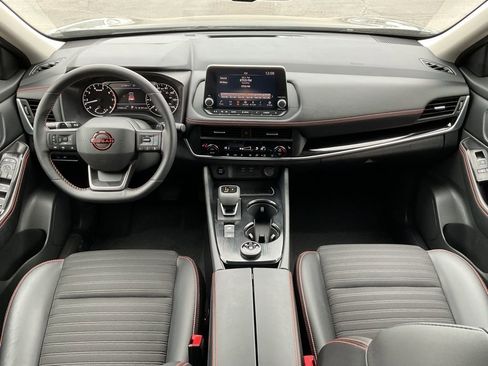 Used 2025 Nissan Rogue SV w/ Rock Creek Premium Package AWD/4WD image 16