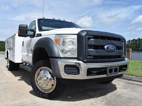 Used 2015 Ford F450 2WD Regular Cab Super Duty image 1