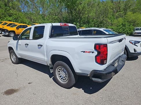 Used 2023 Chevrolet Colorado W/T w/ WT Convenience Package AWD/4WD image 7