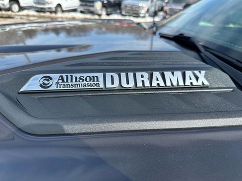 Used 2021 Chevrolet Silverado 2500 LT w/ Convenience Package image 14