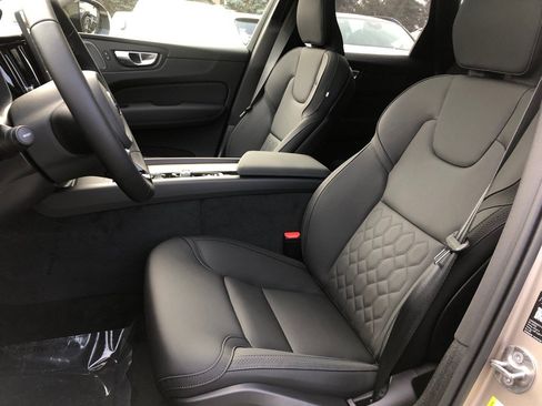 New 2026 Volvo XC60 B5 Plus w/ Protection Package Premier image 31