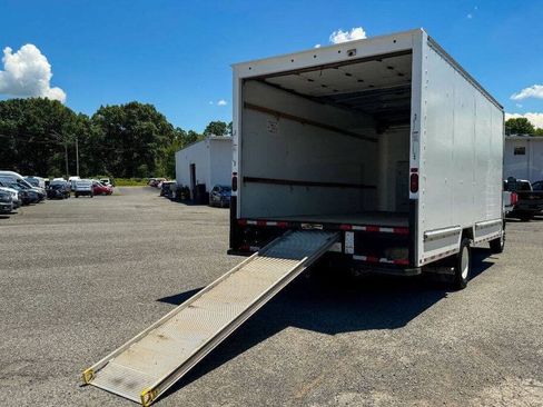 Used 2024 Ford E-350 and Econoline 350 Super Duty w/ Driver's Safety Package RWD image 5