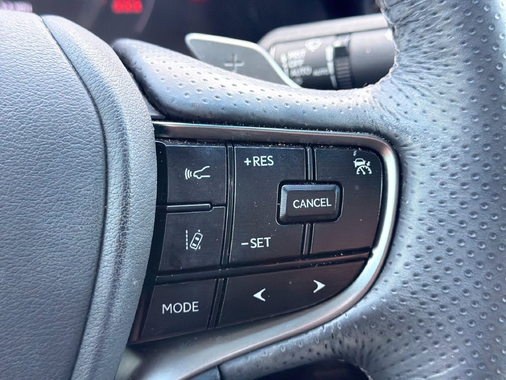 Used 2024 Lexus ES 350 F Sport w/ Accessory Package (Z2) FWD image 27