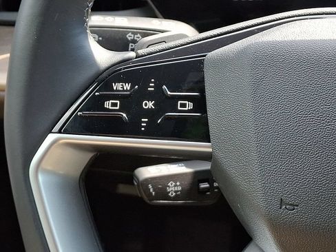 Used 2025 Audi Q5 Premium w/ Convenience Package AWD/4WD image 24