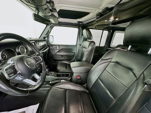 Used 2021 Jeep Wrangler Unlimited Sahara image 22