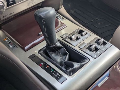 Used 2017 Lexus GX 460 Luxury w/ Sport Design Package image 25