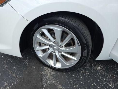 Used 2016 Acura ILX FWD image 42