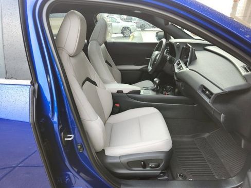 Used 2024 Lexus UX 250h F Sport image 24