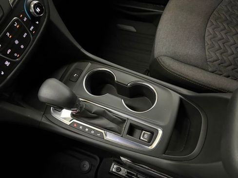 Used 2022 Chevrolet Equinox LT image 67