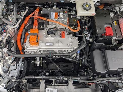 New 2026 Chevrolet Equinox EV LT image 17