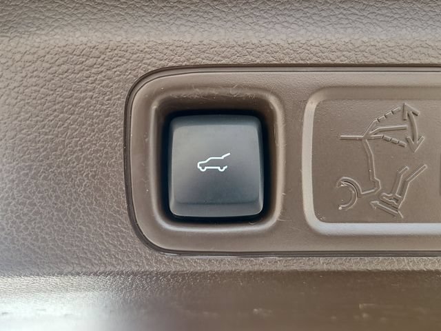 Used 2022 Ford Expedition King Ranch AWD/4WD image 5
