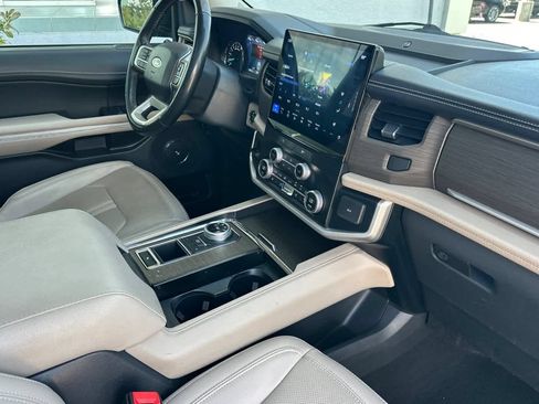 Certified 2024 Ford Expedition Max Limited RWD image 18