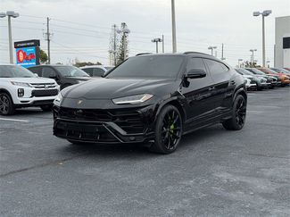 Used 2022 Lamborghini Urus video 2