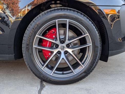 New 2026 Porsche Macan S image 29